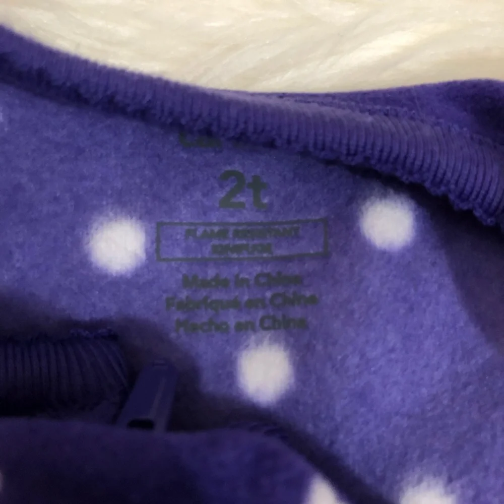 Carter’s- fleece pajamas- 2T- purple/white